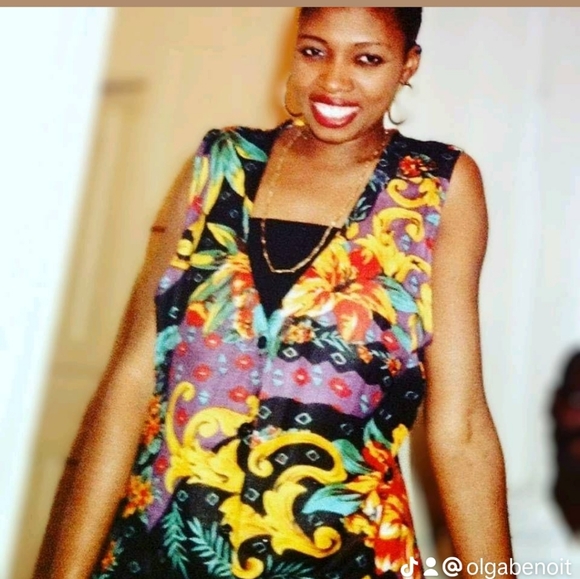 PLEAAE FALLOW FOR MY NEXT SHOW - Picture 15 of 17